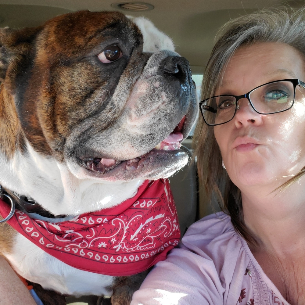 Meet your Posher, Jennifer